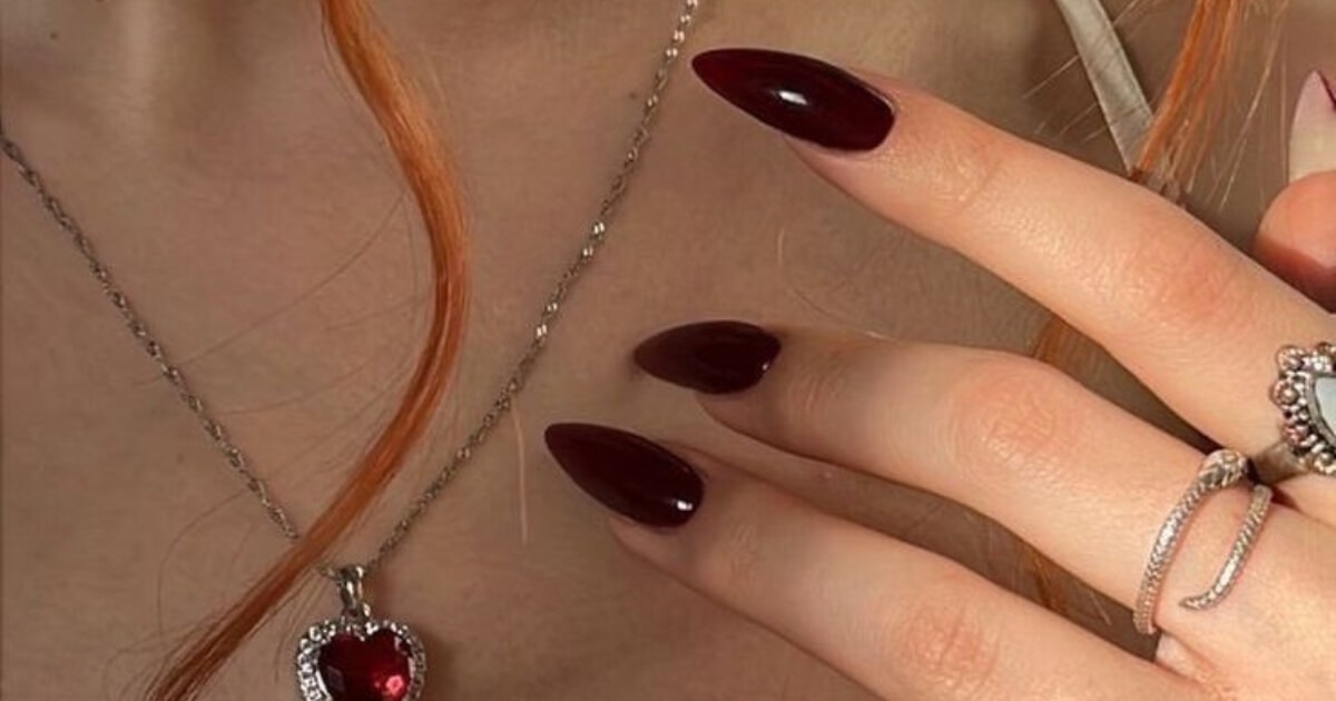 Femme fatale summer accessories and styling
