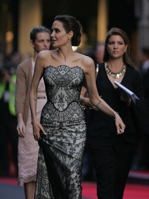 Angelina Jolie femme fatale look